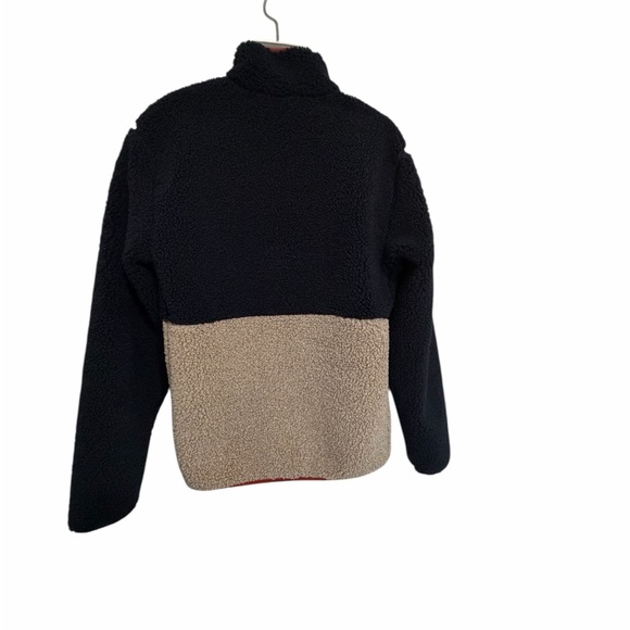 Orvis Men's Puffer Jacket - Navy, Tan, and Orange - Picture 2 of 6